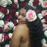 Atarah_ webcam model
