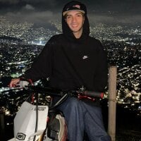 noah_walker01 webcam