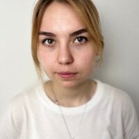 KlraLuy's Offline Chat Room
