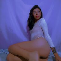 Mariamm6903's Offline Chat Room