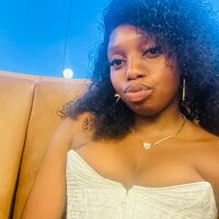 Zandile200 webcam model