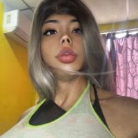 DanielaMuscleTS webcam
