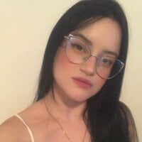 Escarlatta81's Offline Chat Room