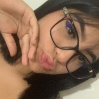 Amy_glasses webcam model