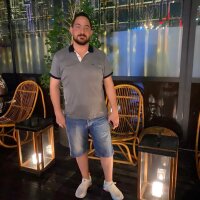 samisubmissive1's Offline Chat Room