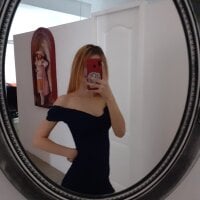 roxxhvn's Offline Chat Room