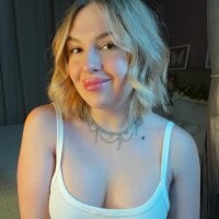 Nikki_Kai webcam model
