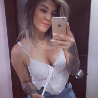 carla_carter29's Offline Chat Room