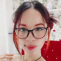 Lissa_Diamond Adlı Modelin Çevrimdışı Sohbet Odası
