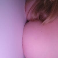 Ophelie04800 webcam