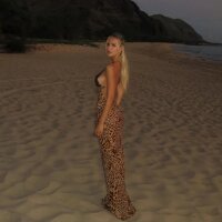 ValentinaMarquez Adlı Modelin Çevrimdışı Sohbet Odası