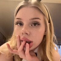 Aurora_Bake's Offline Chat Room