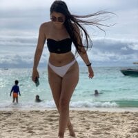 angelina-pure's Offline Chat Room