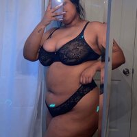 lavenderlovie's Offline Chat Room