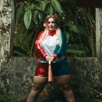 AdelineFiore webcam model