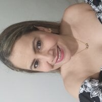 miasolomia08's Offline Chat Room