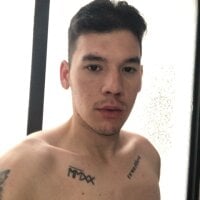 336_GUY_HOT webcam