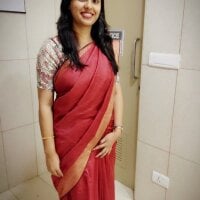 Tamil-deepthi's Profile Pic