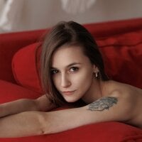 NoreenBow webcam