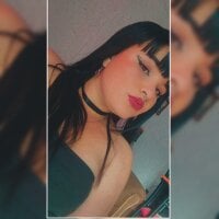 Valeria__z's Offline Chat Room