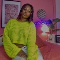 Annia_DH webcam model