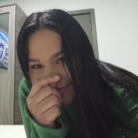 Selena_ch1 webcam model