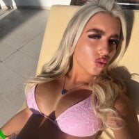 BlondeBetty cam thumbnail