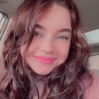 DrewWantsYouuu's Offline Chat Room