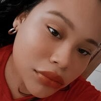 Annie_Johnsonxxxn Offline chat-huone