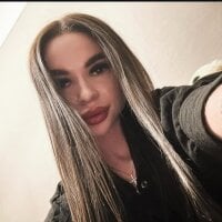 Julietta007 webcam model
