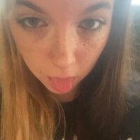 Offline chatovací místnost Ladylondon1123
