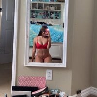 ReallyThatMILF webcam