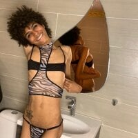 Violett_Salvatore webcam