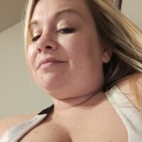 Pinkprincesspony webcam model