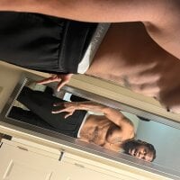 RickyPokeHer webcam