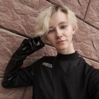 ShayDewolfe webcam model