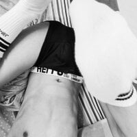 monchinchi's Offline Chat Room