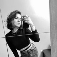 GiovannaRoccaa's Offline Chat Room