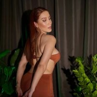 MiaFarrell_ model avatar