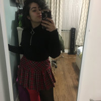 katie_quinn's Offline Chat Room