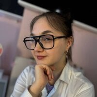 EugeniaClagg webcam