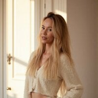 NikiWell87 webcam