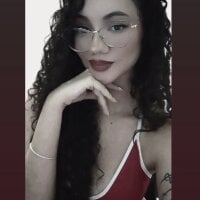 SuzyAmador's Offline Chat Room