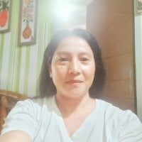 sexycreamymom webcam model