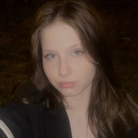 FredericaDoddy's Offline Chat Room