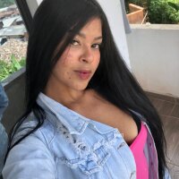 Phòng Chat Ngoại tuyến ParejaLatina_Ten