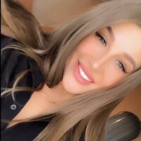 EvaMalies fully nude on webcam for live porn video chat