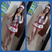 Agata_LatinSex's Offline Chat Room