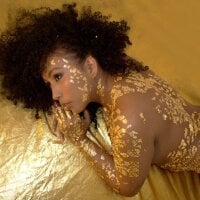 corinnah_ model avatar