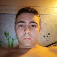 sweetmaxou318's Avatar Pic